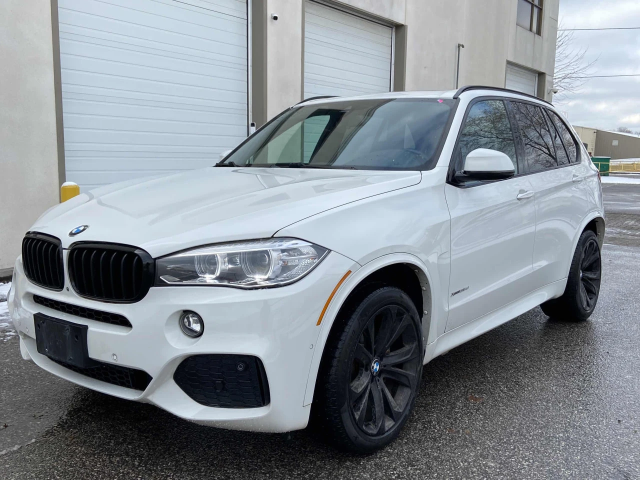 BMW X5 * АВТО КРЕДИТ* ЦЕНА ДО БГ * СЕРВИЗНА ИСТОРИЯ * , снимка 1