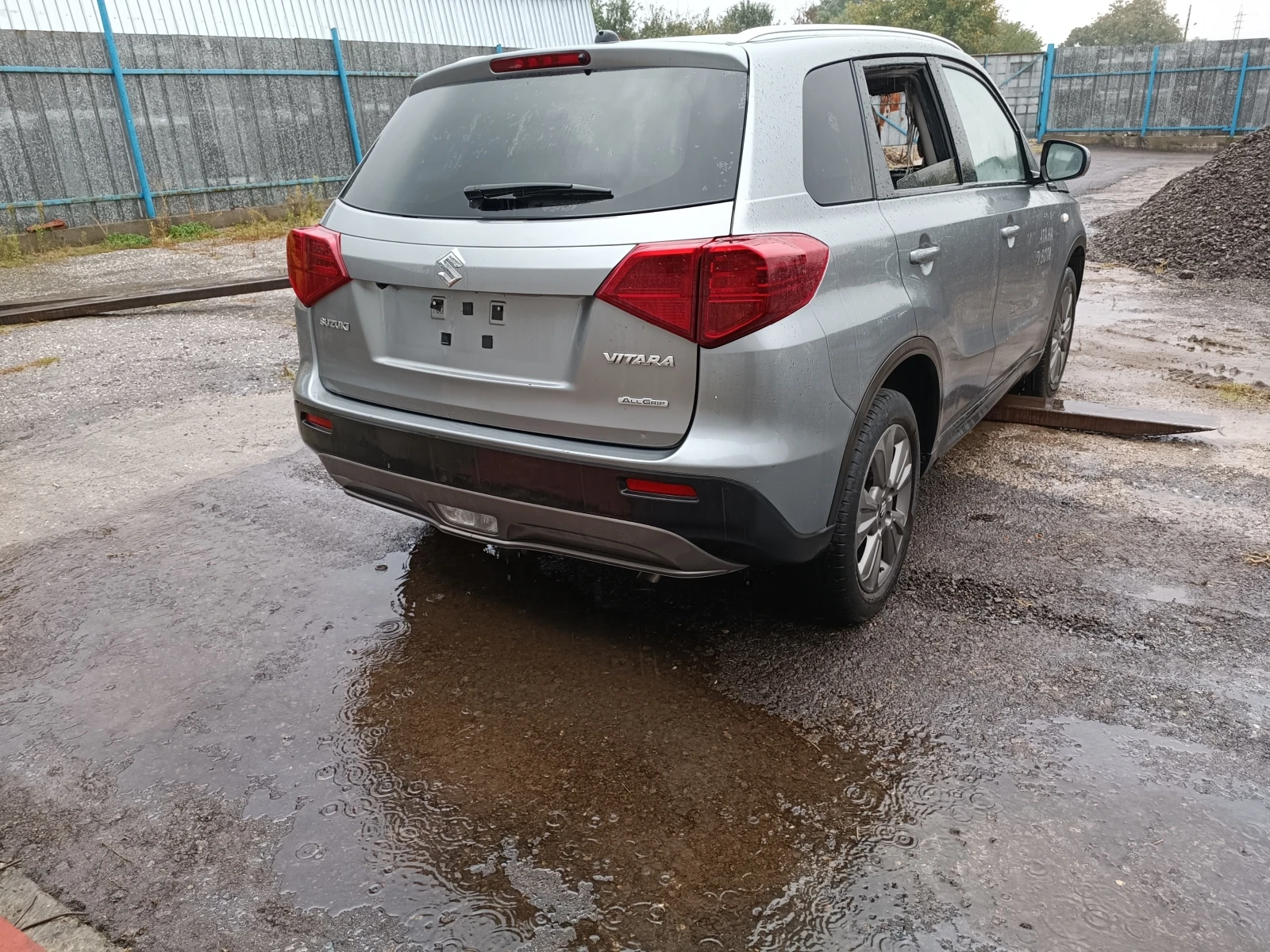 Suzuki Vitara 1.4.  4х4 - изображение 2