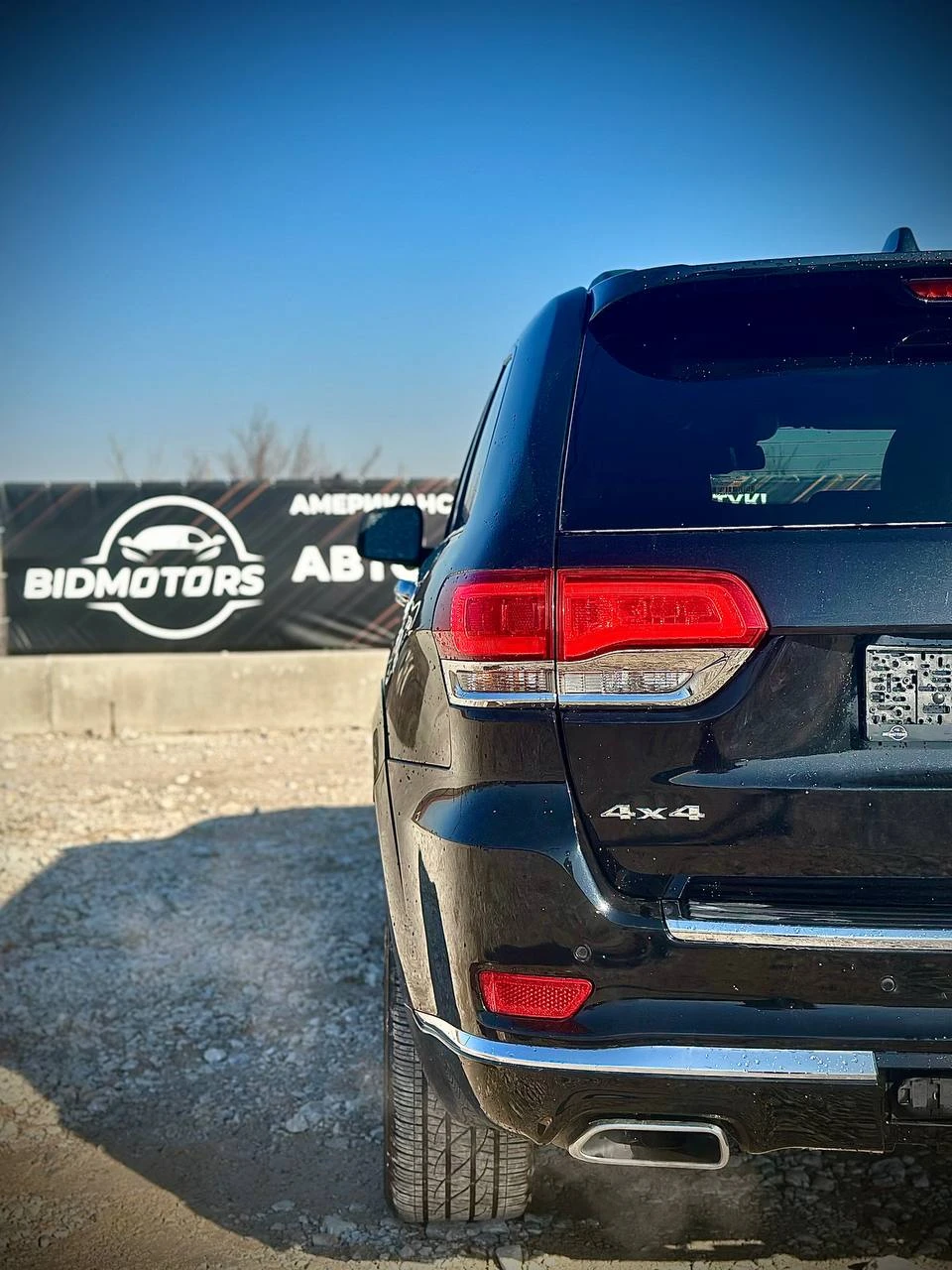 Jeep Grand cherokee SUMMIT/ 0.0% ОСКЪПЯВАНЕ , 765ЛВ/МЕСЕЦ - изображение 8