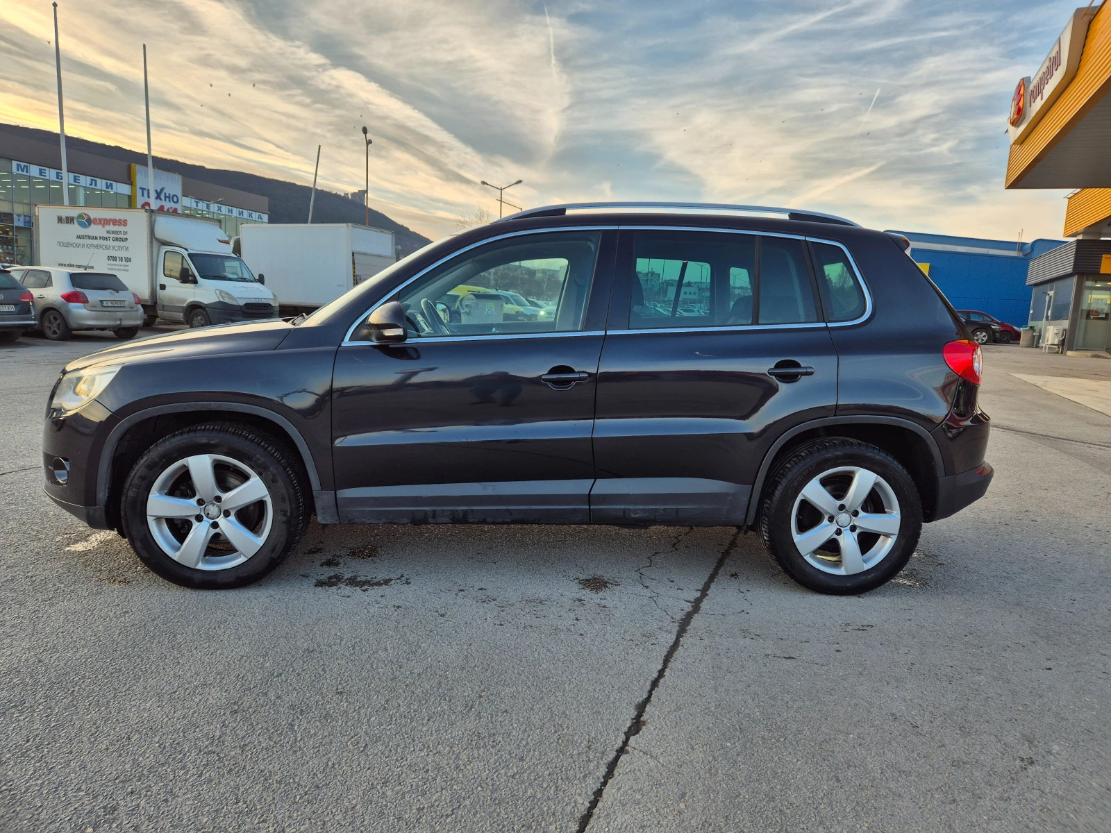 VW Tiguan 2.0TDI Avtomat Navi Panorama Ksenon  - изображение 9