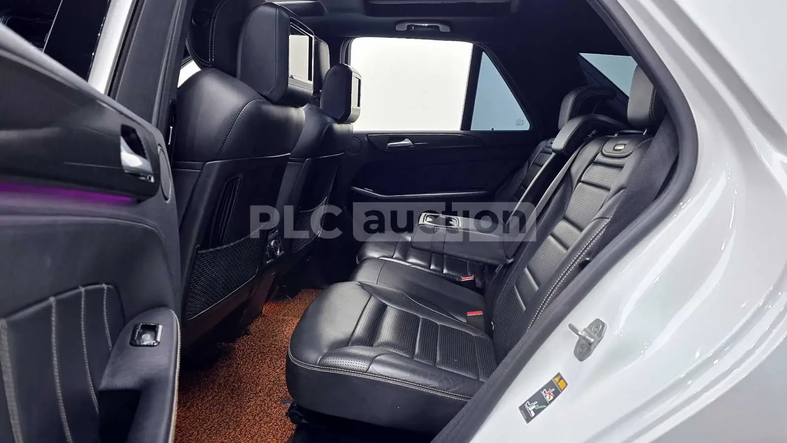 Mercedes-Benz GLE 63 AMG 2016* 360* PANAMERICA* TV* ОБДУХ* КРАЙНА ЦЕНА, снимка 15 - Автомобили и джипове - 54059171