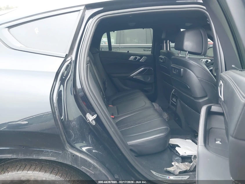 BMW X6 4.4l M50I, снимка 8 - Автомобили и джипове - 54306723