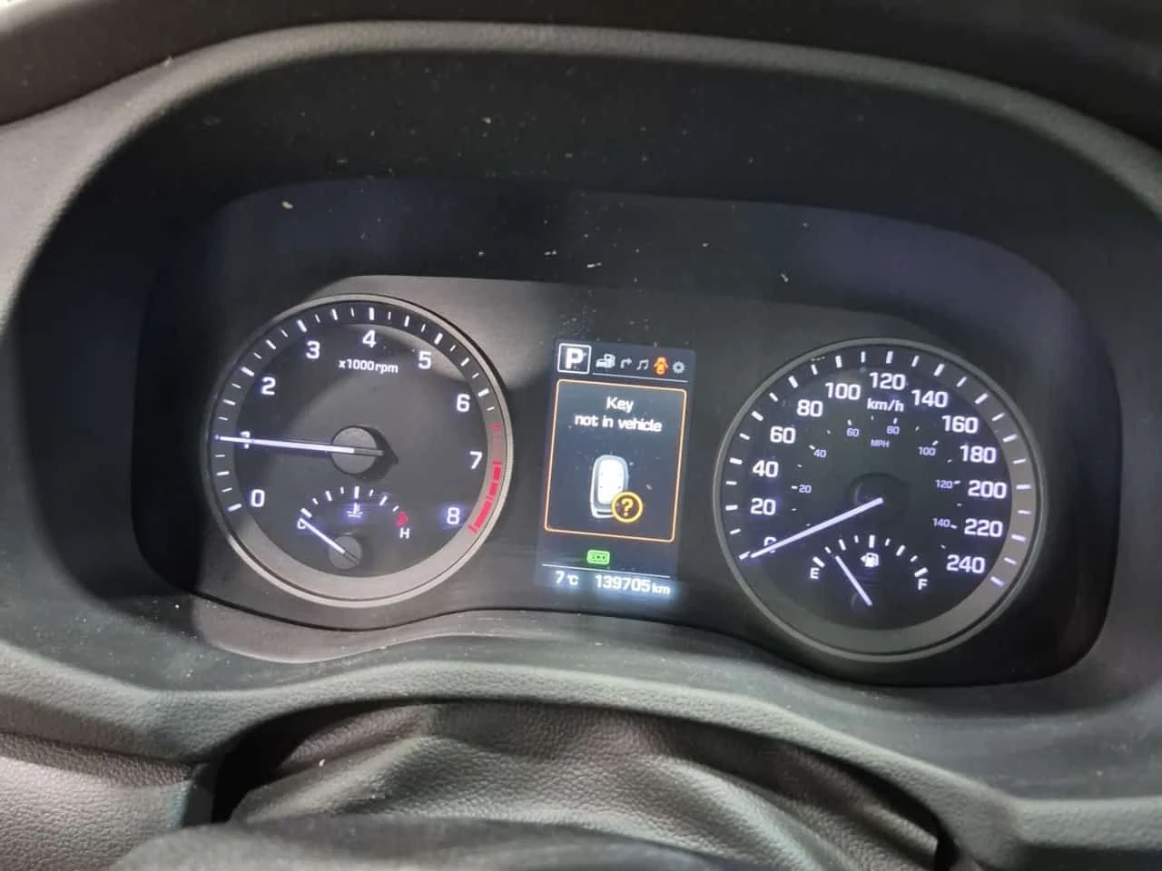 Hyundai Tucson * LIMITED * CARFAX * ���� �� �� | Mobile.bg � ����������� 8