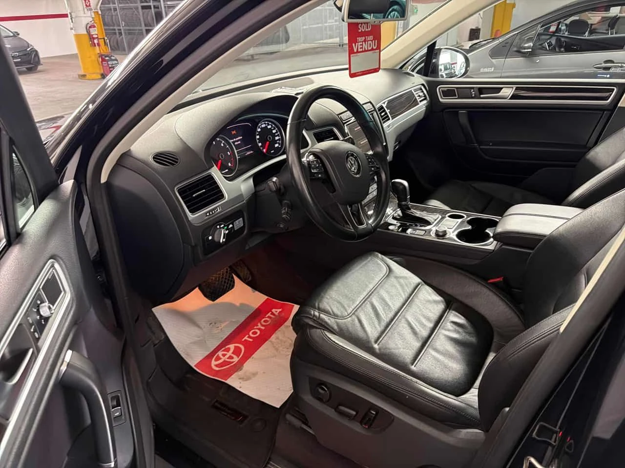 VW Touareg  3.0L TDI | 360 | PANO | MEMORY , снимка 7 - Автомобили и джипове - 54959708