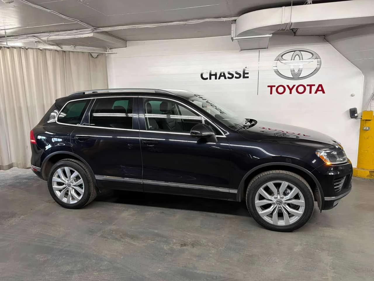 VW Touareg  3.0L TDI | 360 | PANO | MEMORY , снимка 2 - Автомобили и джипове - 54959708