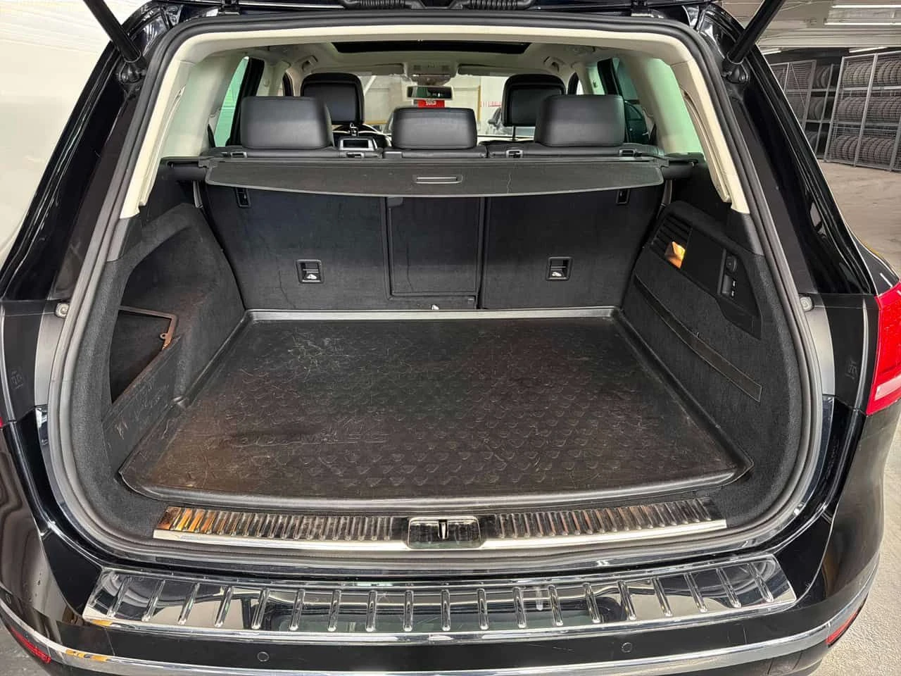 VW Touareg  3.0L TDI | 360 | PANO | MEMORY , снимка 14 - Автомобили и джипове - 54959708