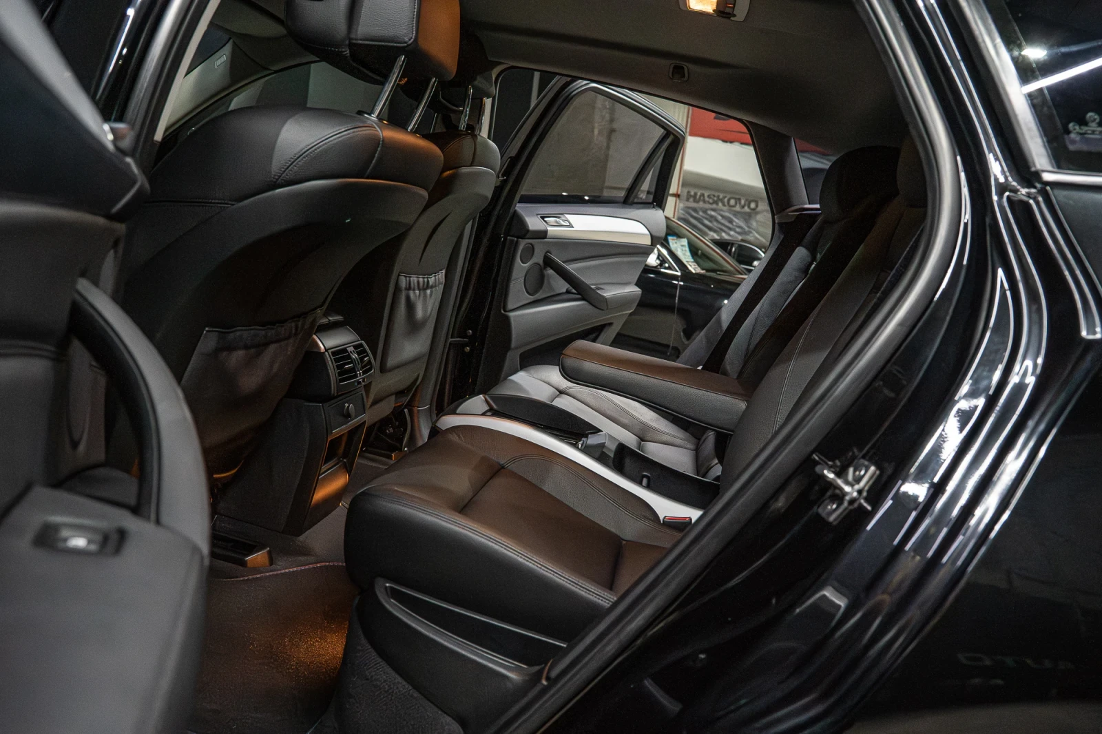 BMW X6 3.0 X-DRIVE / HAMANN / SHADOW LINE / TEMPOMAT / ZF, снимка 12 - Автомобили и джипове - 54968826