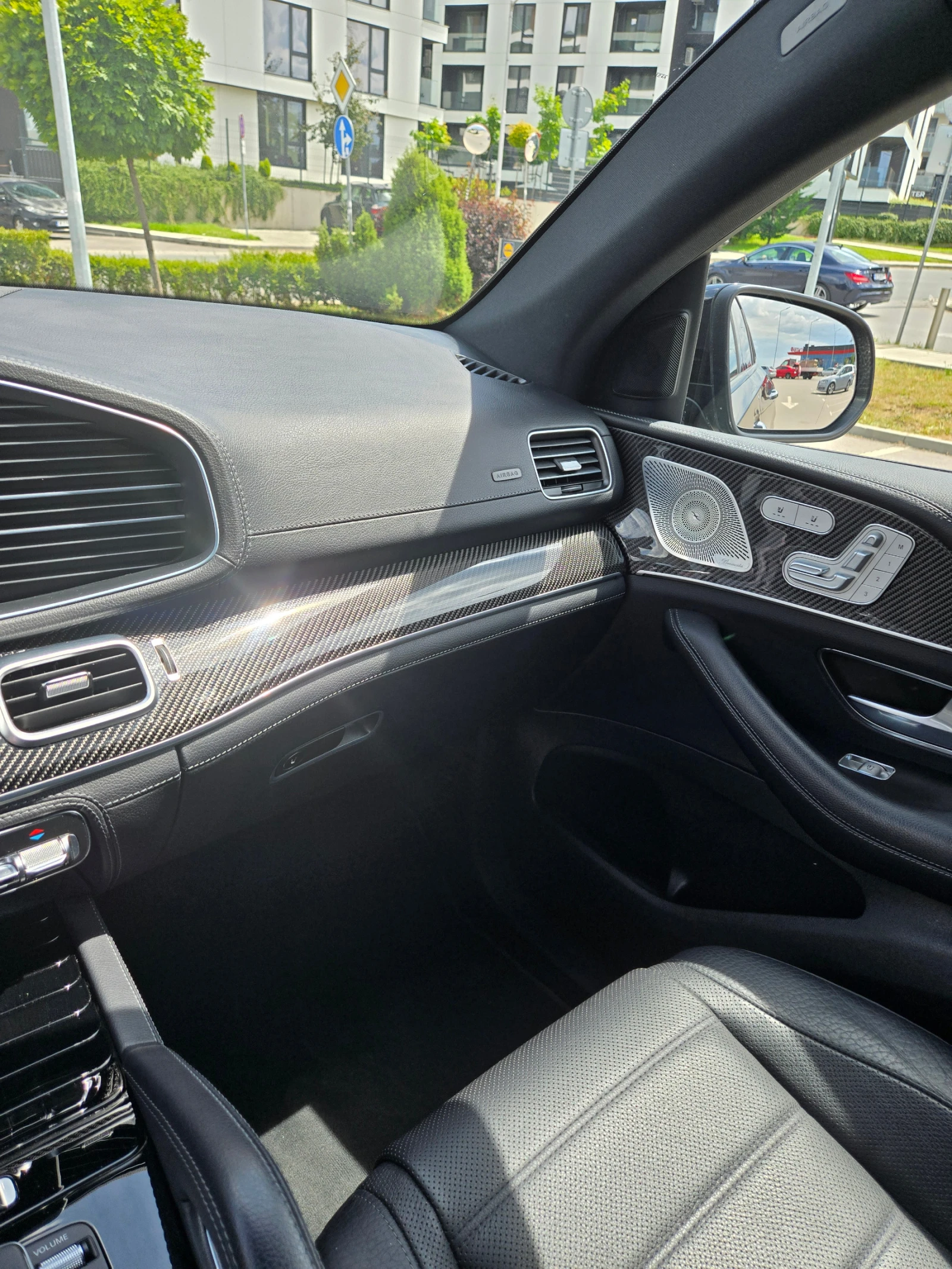 Mercedes-Benz GLE 350 AMG 4Matic, снимка 9 - Автомобили и джипове - 55226274