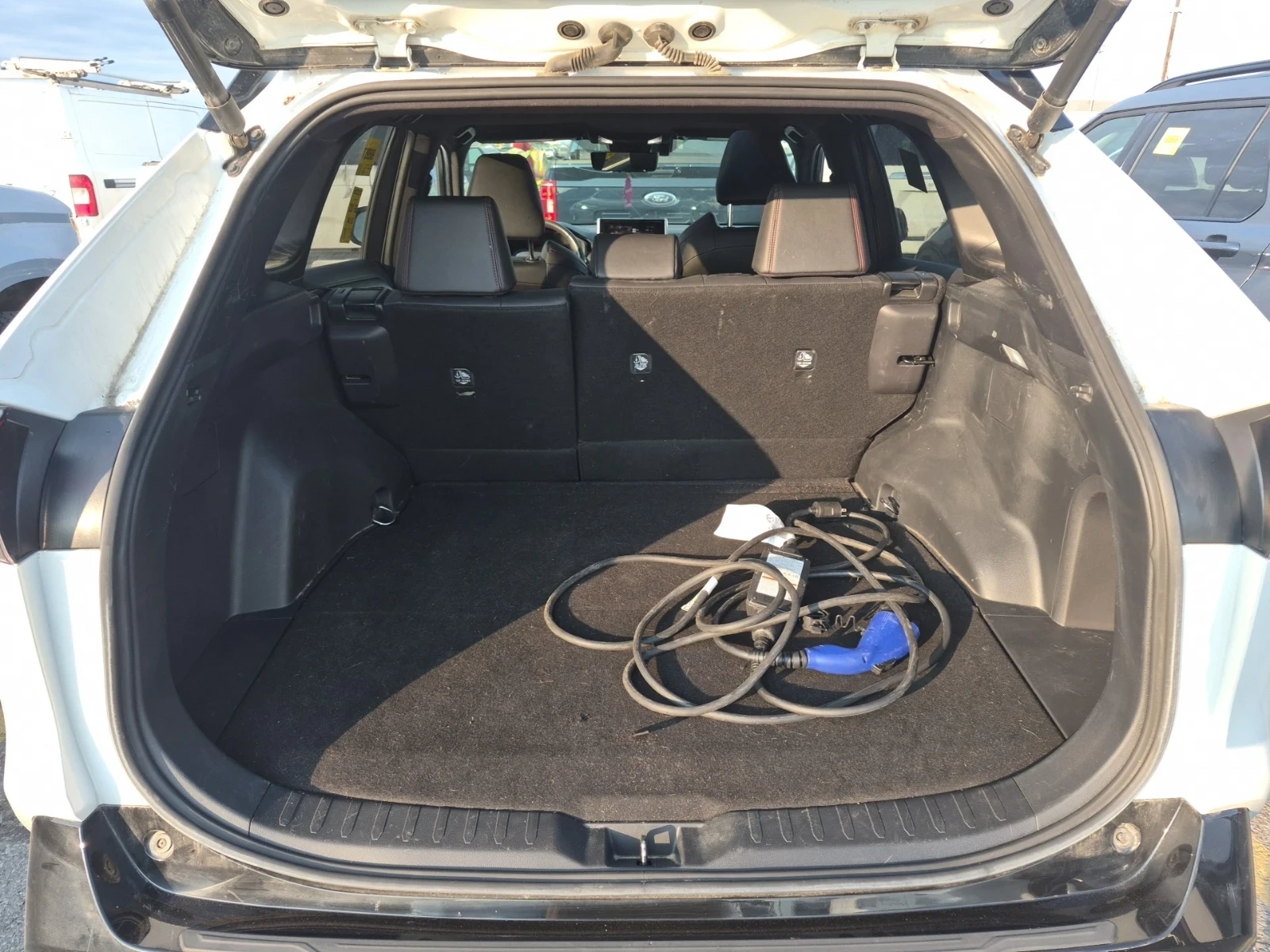 Toyota Rav4 PLUG-IN HYBRID | XSE | FACELIFT | AWD | CARFAX | , снимка 11 - Автомобили и джипове - 55664272
