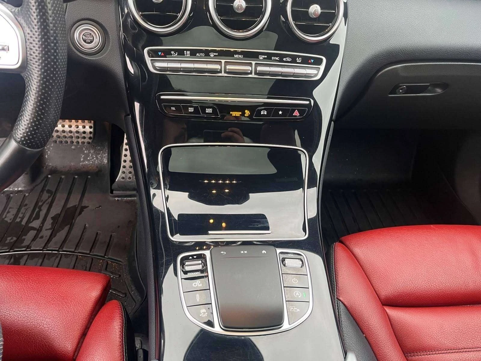 Mercedes-Benz GLC 43 AMG PANO| ПАМЕТ| ПОДГРЕВИ| 360| АМБИЕНТ| , снимка 16 - Автомобили и джипове - 55849419