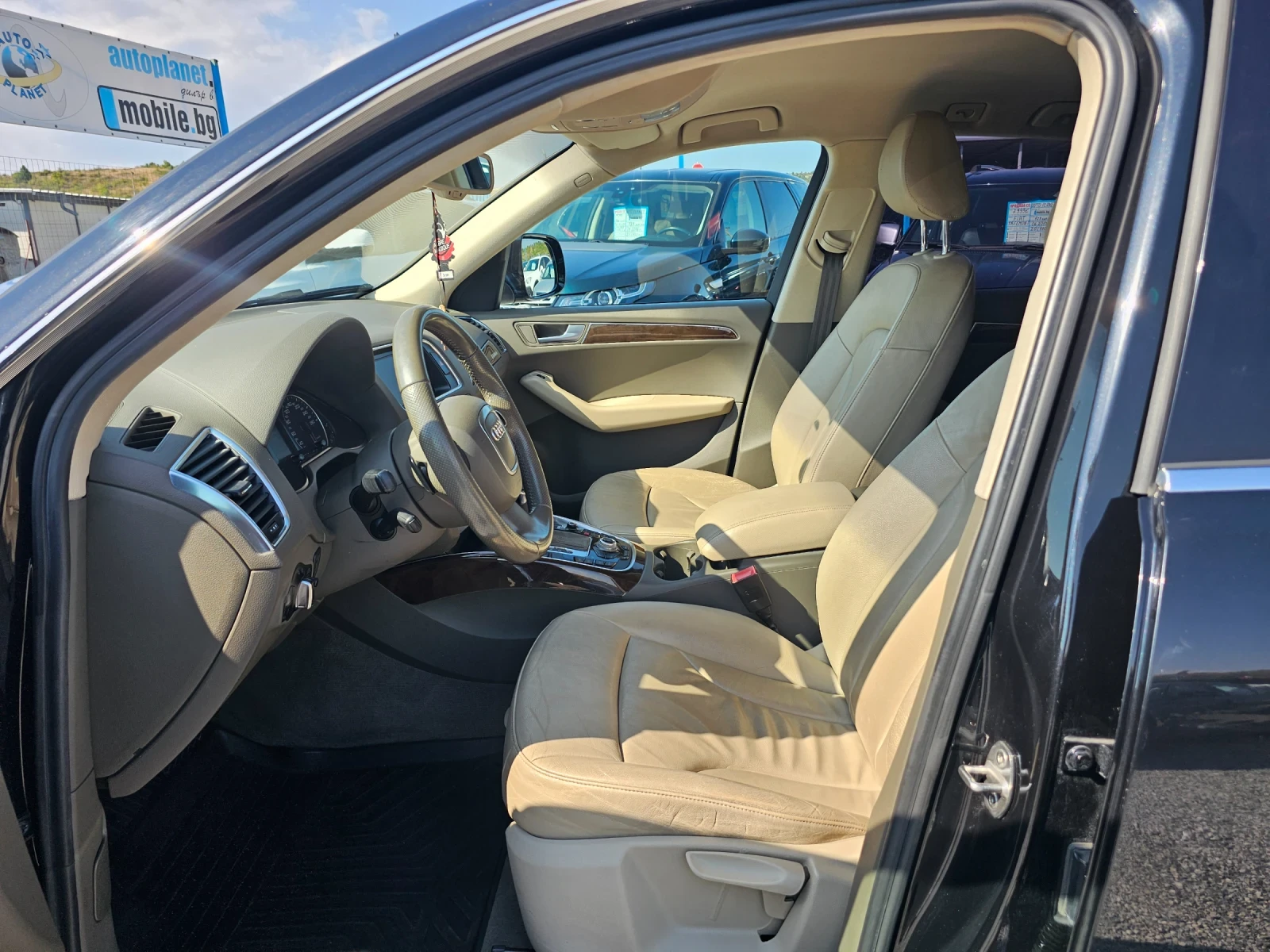 Audi Q5 2.0 ben ABTOMAT , снимка 9 - Автомобили и джипове - 55919884