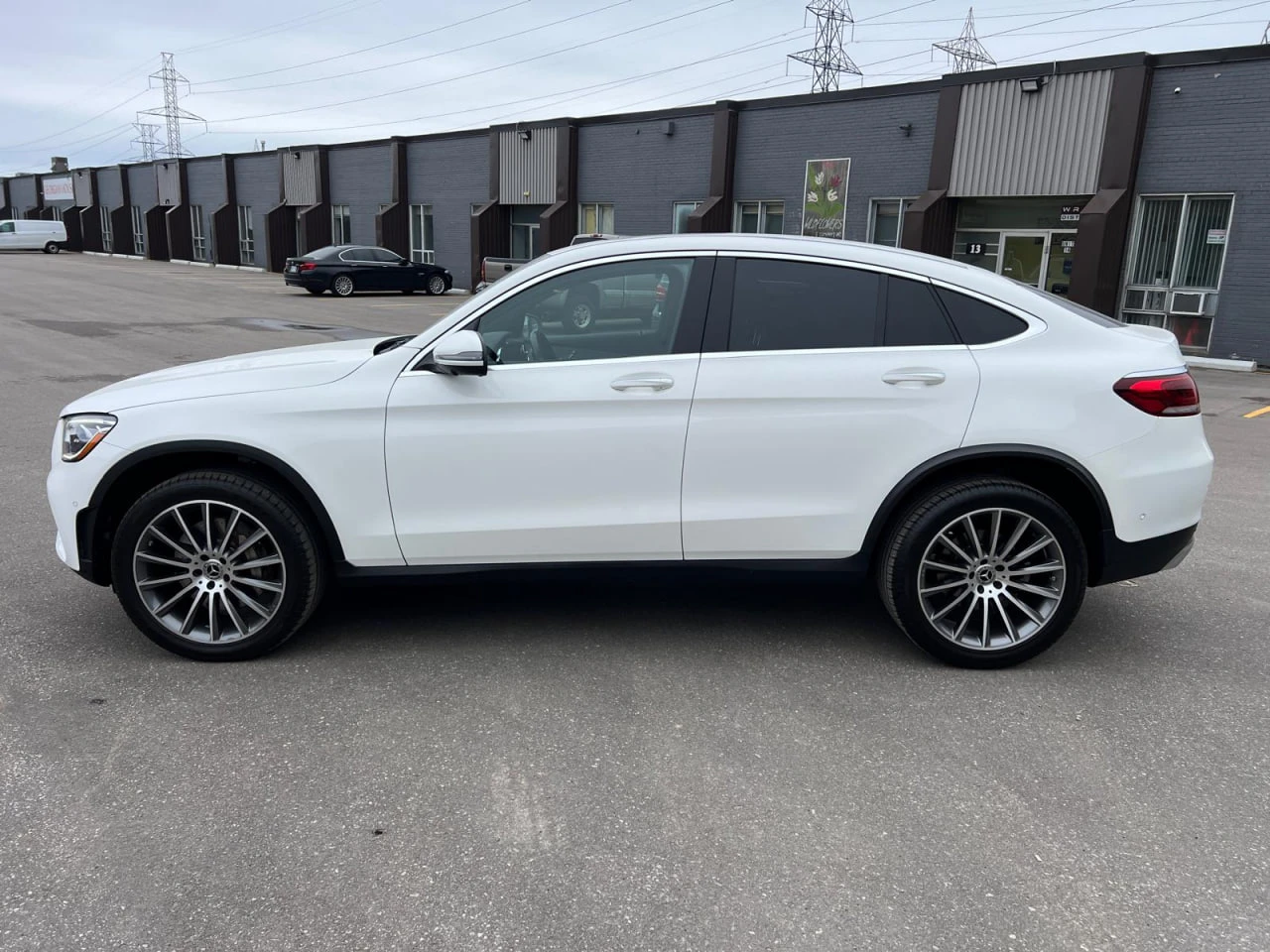 Mercedes-Benz GLC 300 COUPE/FACE/4MATIC/360 ������/CARFAX | Mobile.bg � ����������� 4