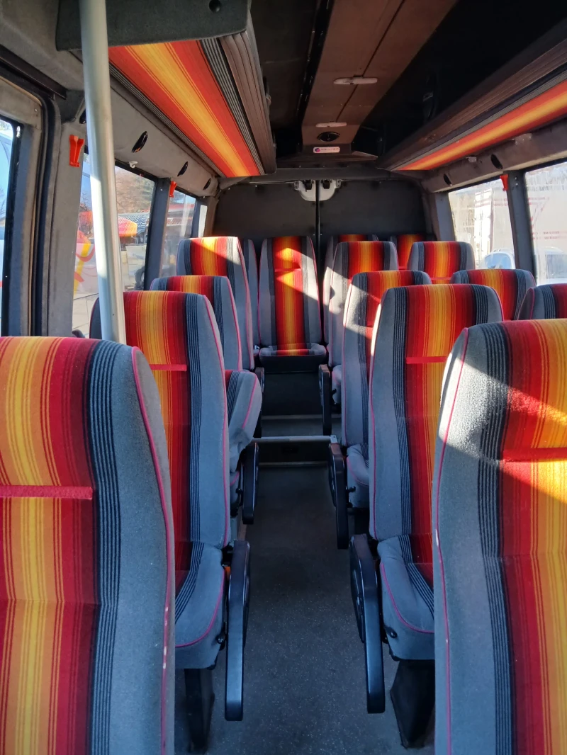 Renault Master, снимка 9 - Бусове и автобуси - 52746293