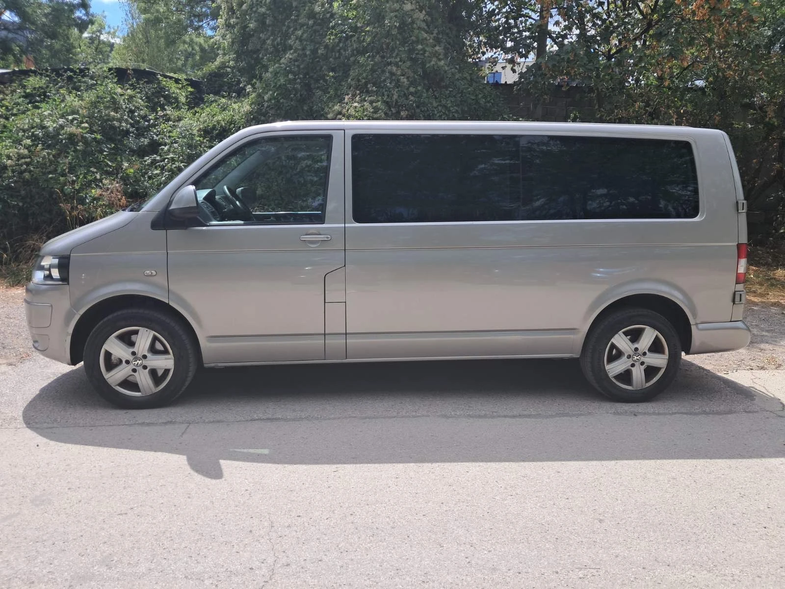 VW T5 Caravelle 2.0 BiTDI - изображение 3