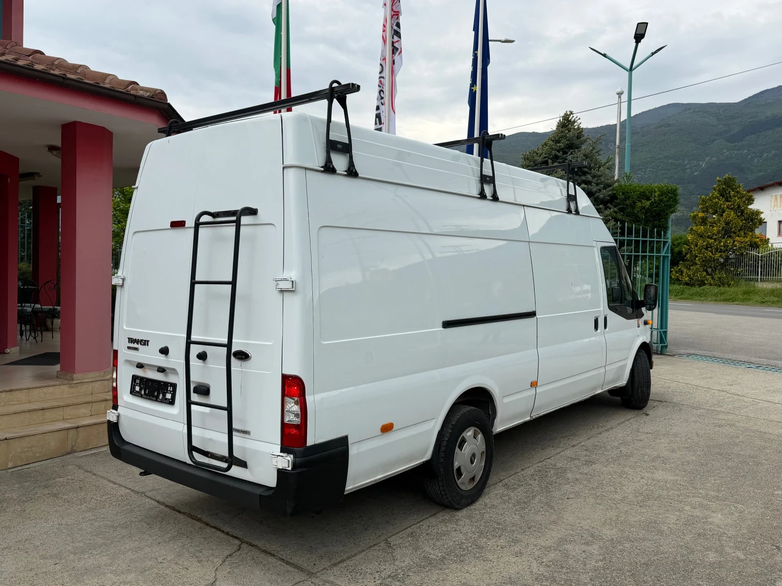 Ford Transit 2.2TDCi* Euro5* MAXI* Климатик, снимка 9 - Бусове и автобуси - 52034043