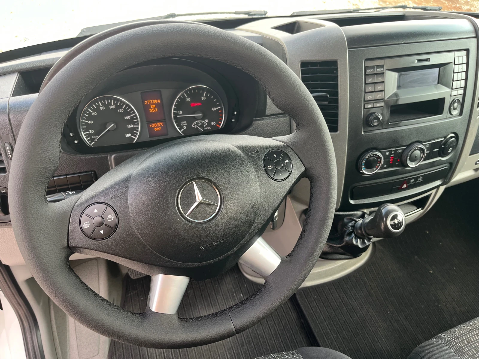 Mercedes-Benz Sprinter 414 ИТАЛИЯ КЛИМА 4.45М УНИКАТ ЗА ЦЕНИТЕЛИ, снимка 4 - Бусове и автобуси - 55656851