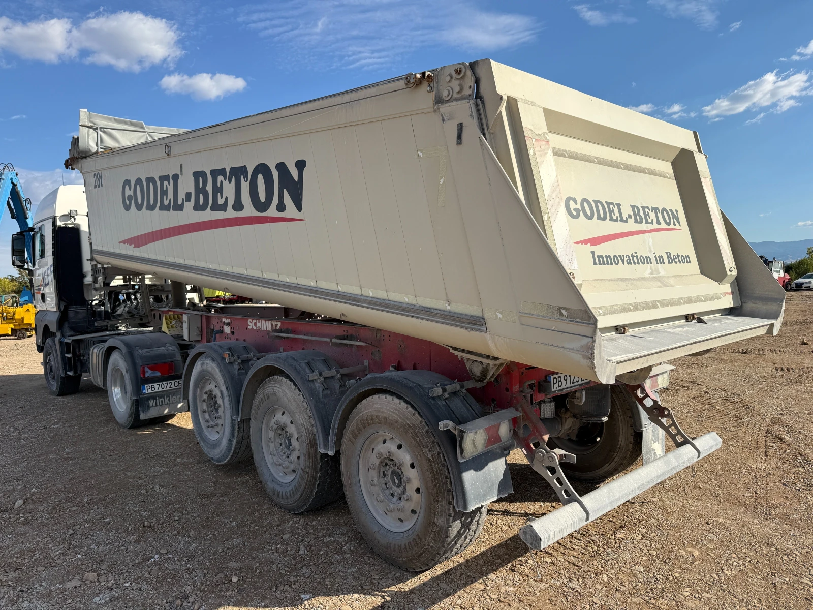 Man Tgx 18.510 4х4 КОМПОЗИЦИЯ SCHMITZ, снимка 9 - Камиони - 56258376