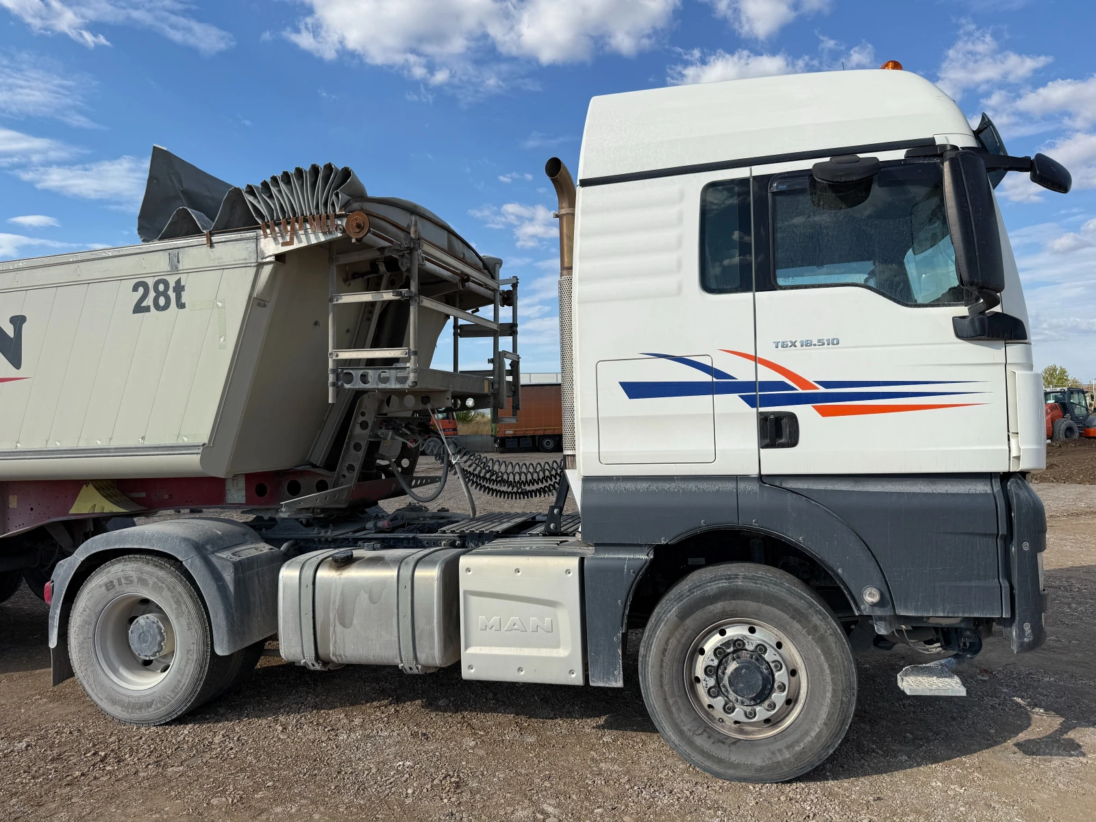 Man Tgx 18.510 4х4 КОМПОЗИЦИЯ SCHMITZ, снимка 17 - Камиони - 56258376