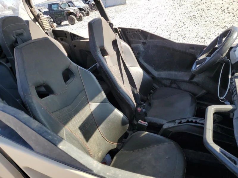 Can-Am Commander MAX XT, снимка 5 - Мотоциклети и мототехника - 52639561