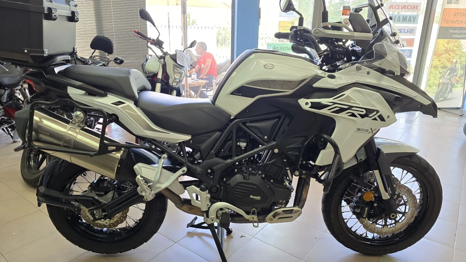Benelli 500 TRK ABS TCS ! А2 кат.Лизинг !, снимка 4 - Мотоциклети и мототехника - 54969747