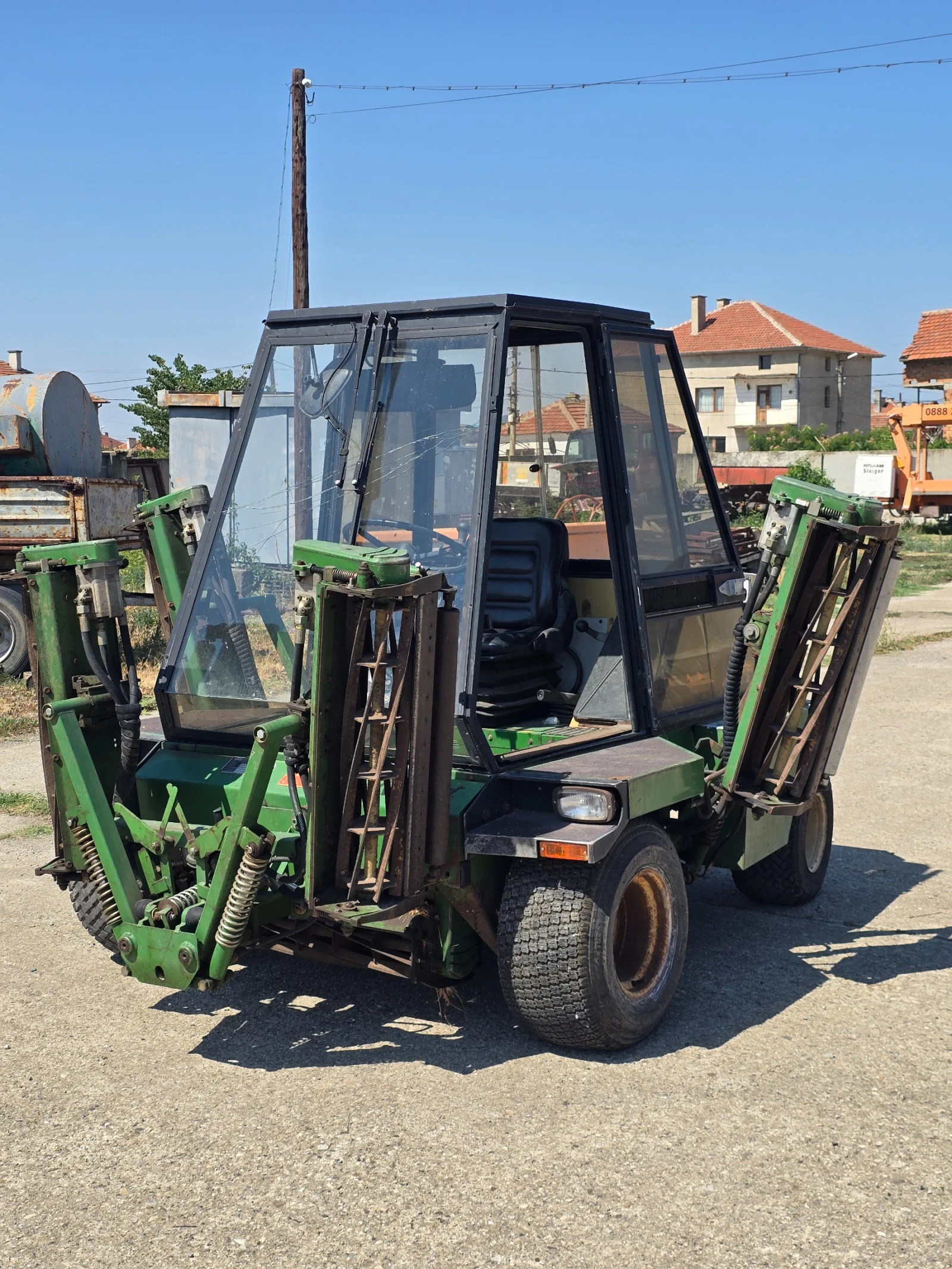 Друг вид Внос John Deere - Sabo Roberine | Auto.bg — изображение 1