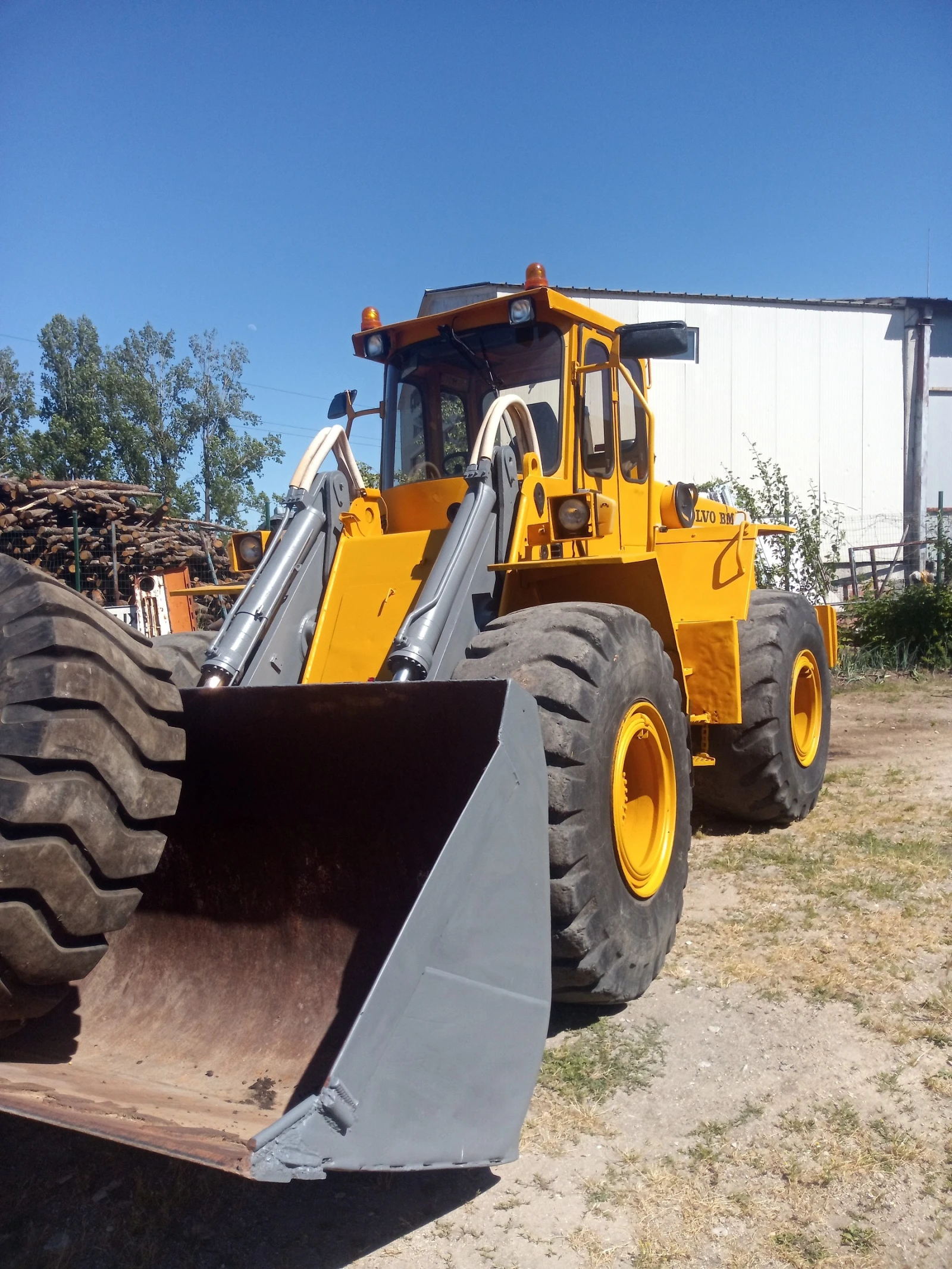 Челен товарач Volvo 4500 - изображение 7