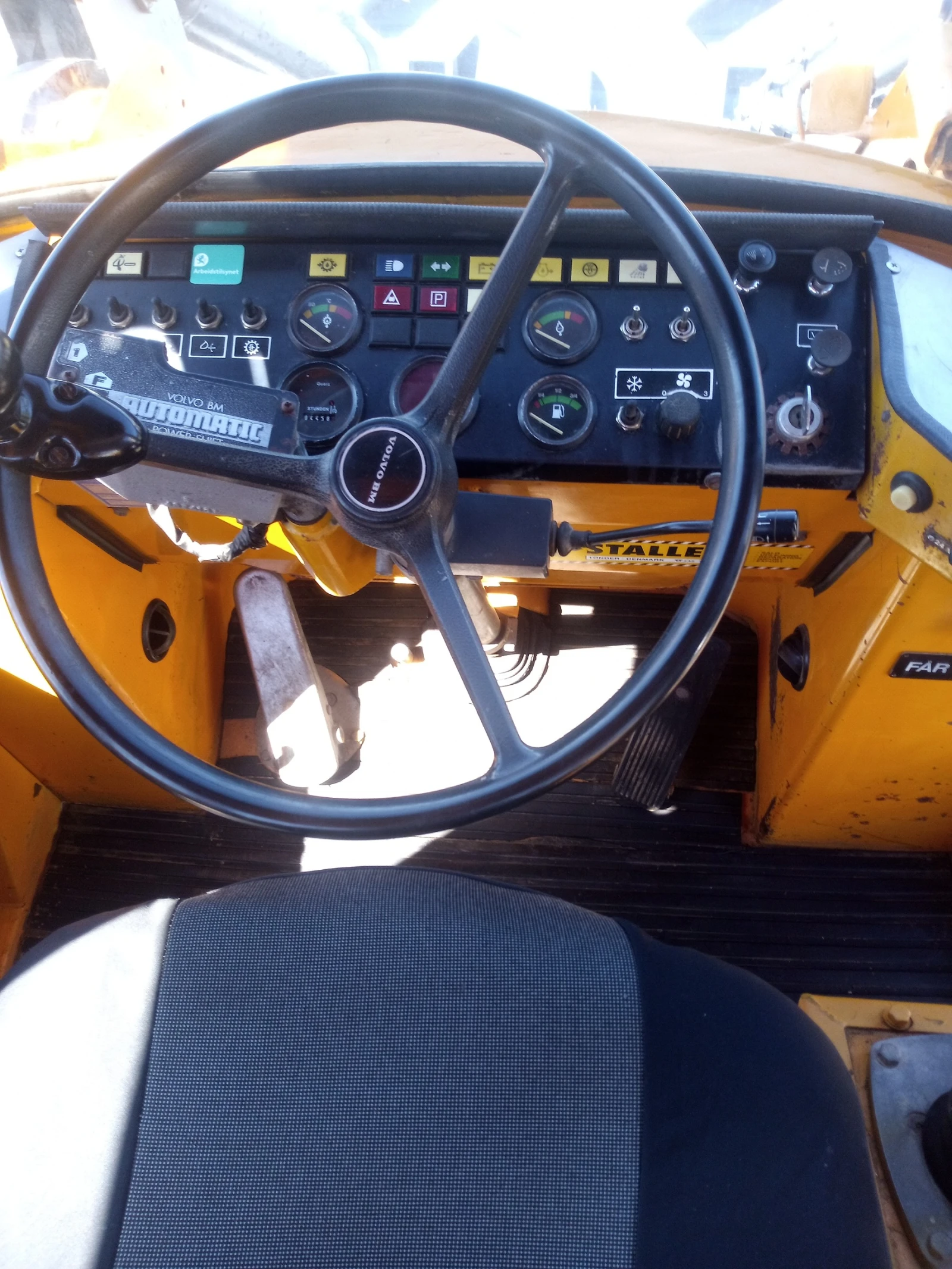 Челен товарач Volvo 4500 - изображение 5