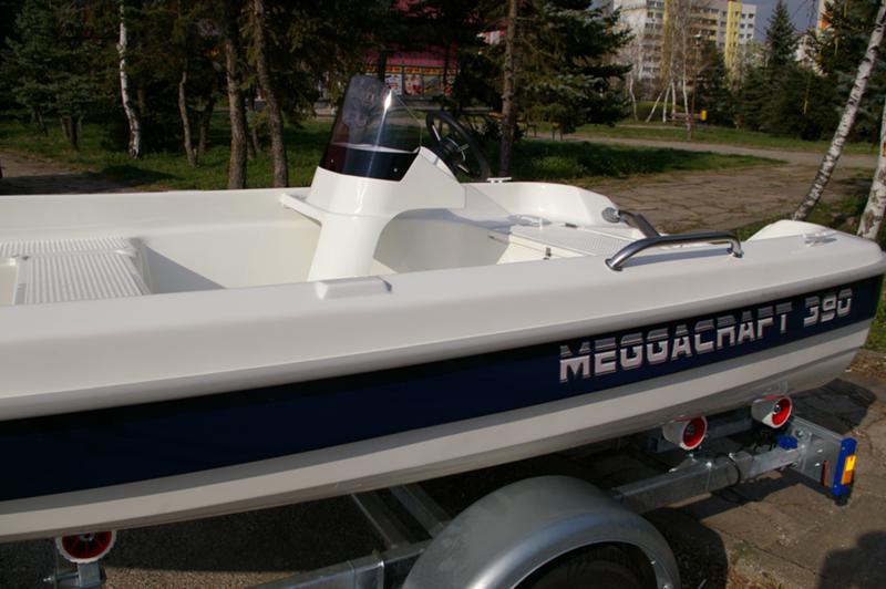 Лодка Собствено производство MEGGACRAFT 390 SPORT, снимка 9 - Воден транспорт - 9174200