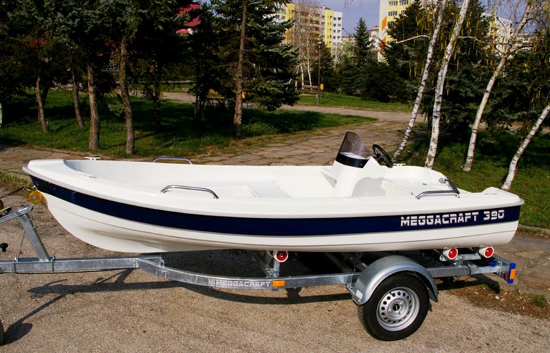 Лодка Собствено производство MEGGACRAFT 390 SPORT, снимка 12 - Воден транспорт - 9174200
