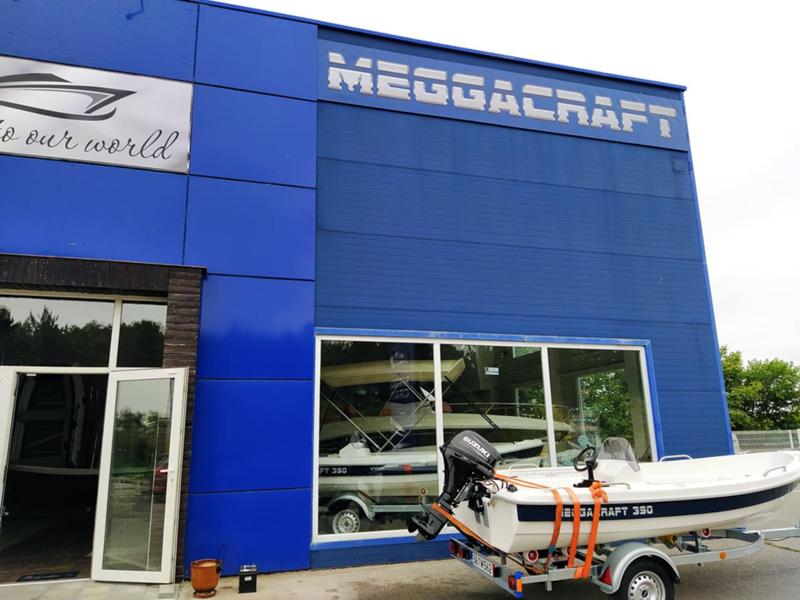 Лодка Собствено производство MEGGACRAFT 390 SPORT, снимка 4 - Воден транспорт - 9174200