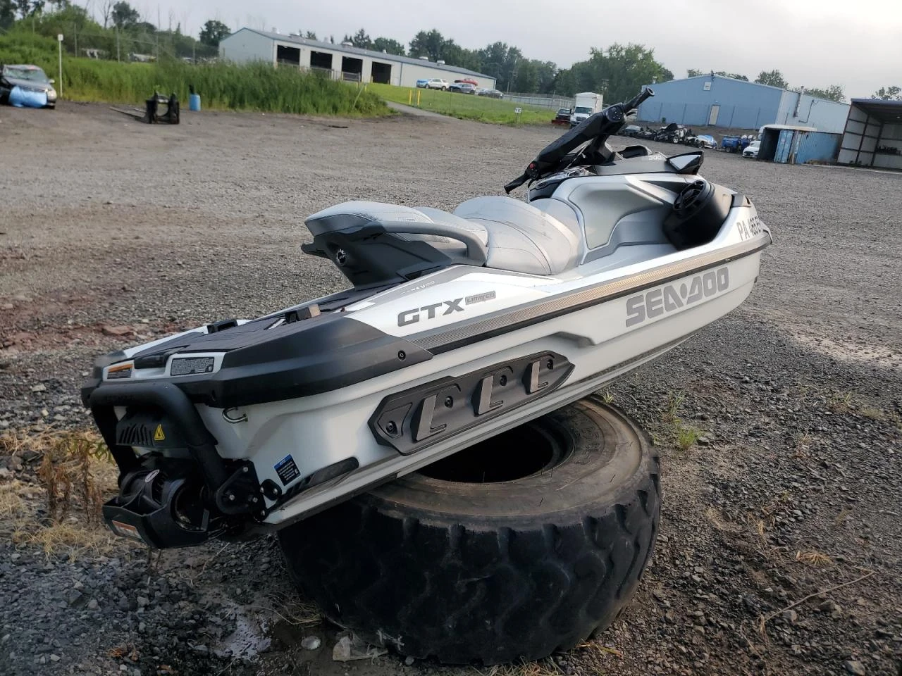 Джет Bombardier Sea Doo GTX* LIMITED* 300 - изображение 2