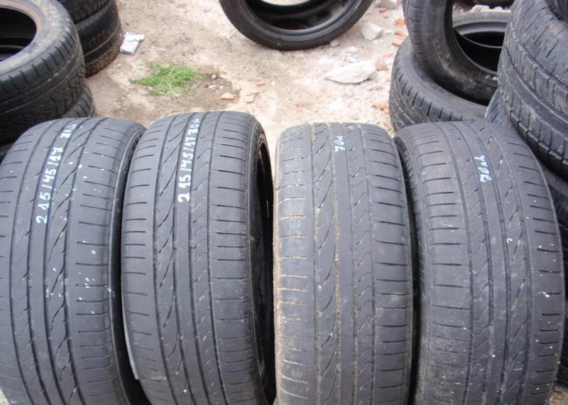 Гуми Летни 215/45R17, снимка 2 - Гуми и джанти - 5257496