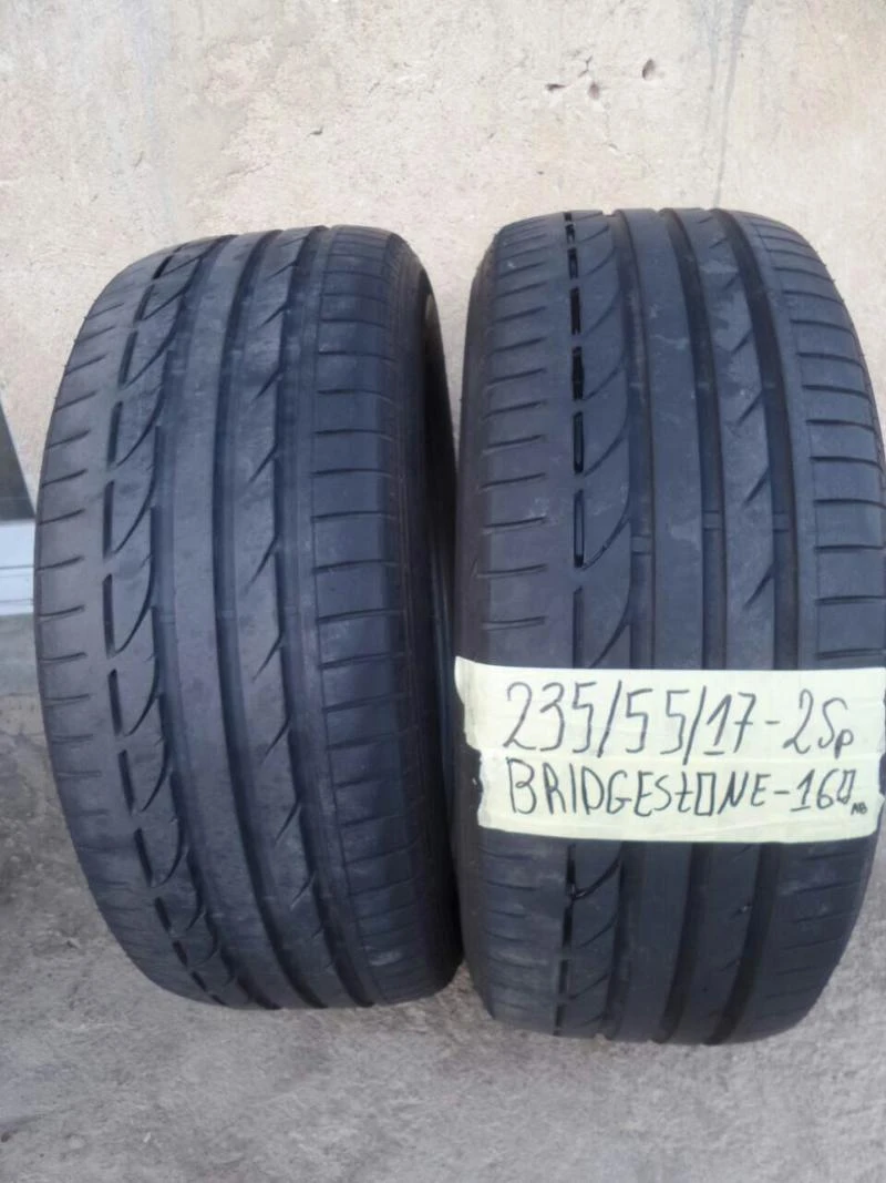 Гуми Летни 235/55R17, снимка 1 - Гуми и джанти - 18567723