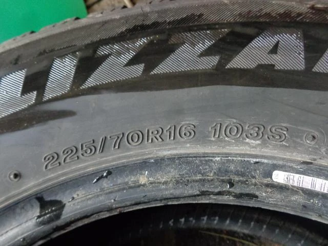 Гуми Зимни 225/70R16, снимка 9 - Гуми и джанти - 20228399