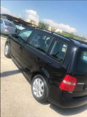 VW Touran 2.0 136 к На Части, снимка 5