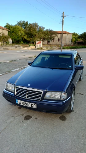 Mercedes-Benz C 180, снимка 1