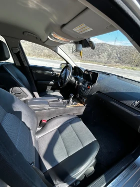 Mercedes-Benz C 200, снимка 7