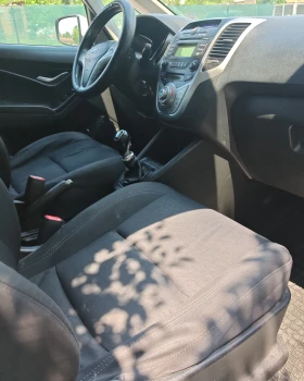 Hyundai Ix20, снимка 11
