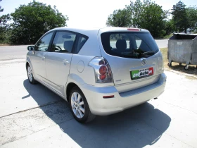 Toyota Corolla verso 2.2/ДИЗЕЛ/136кс./6-СКОРОСТИ/КАТО НОВА/, снимка 6