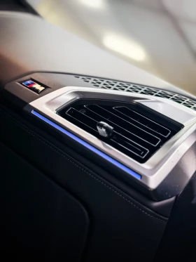 BMW XM, снимка 16
