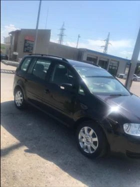 VW Touran 2.0 136 к На Части - [3] 