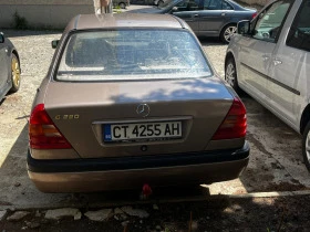 Mercedes-Benz C 220, снимка 3