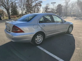 Mercedes-Benz C 200, снимка 2