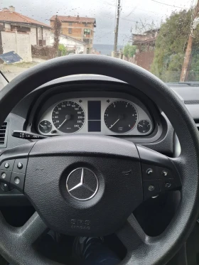 Mercedes-Benz B 180, снимка 10