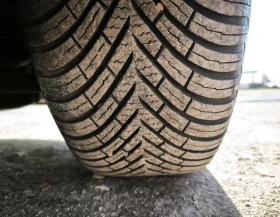 VW Golf 1.9TDI UNITED - 3899 € / 7625.78 лв. - 13580339 17