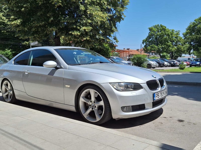 BMW 330, снимка 3 - Автомобили и джипове - 46009294