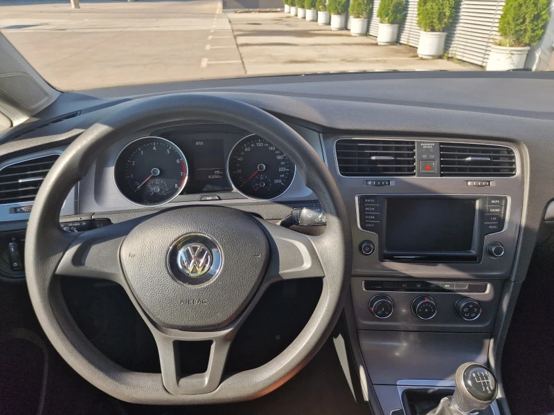 VW Golf 1.4 TGI, снимка 10 - Автомобили и джипове - 46543566