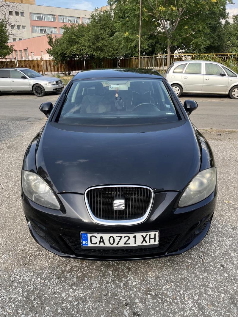 Seat Leon 1.6 TDI, снимка 9 - Автомобили и джипове - 46631068