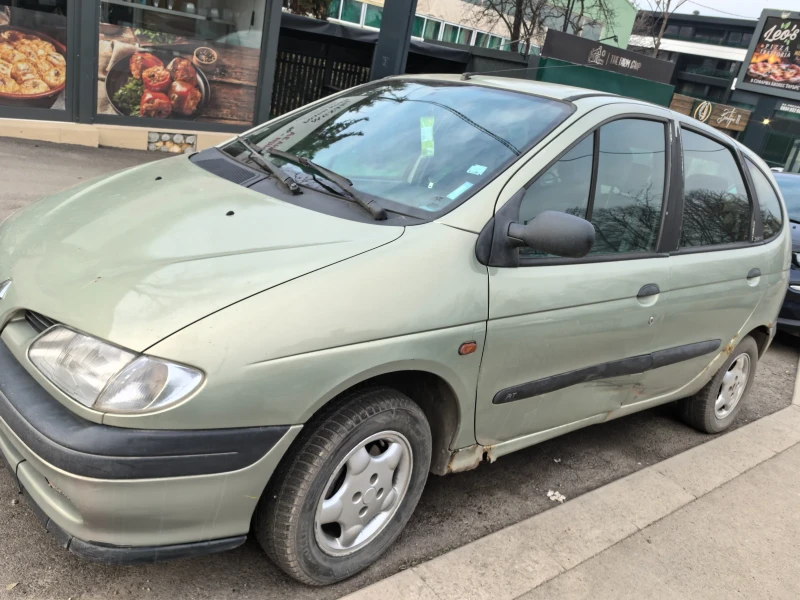 Renault Megane, снимка 8 - Автомобили и джипове - 49486181