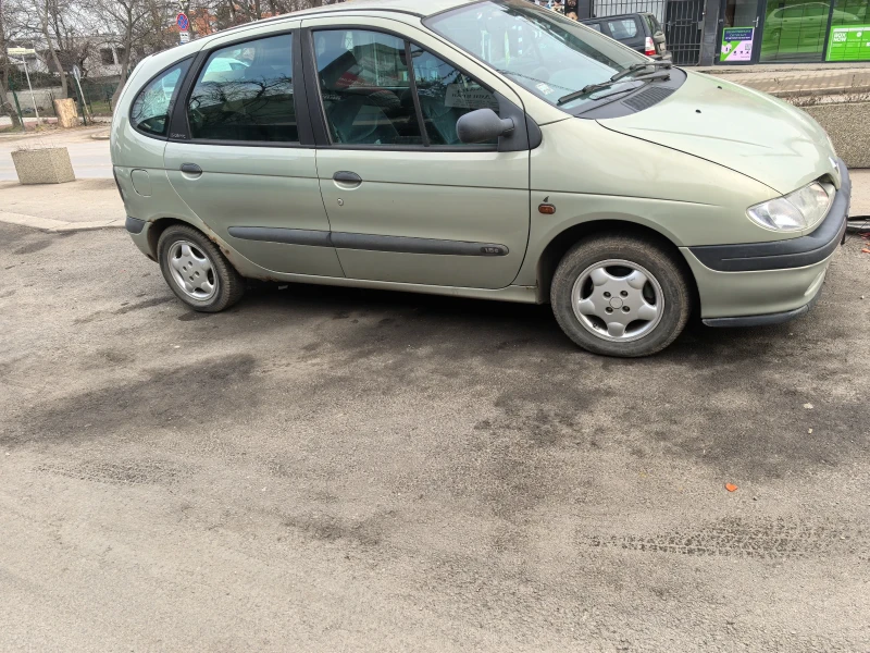 Renault Megane, снимка 2 - Автомобили и джипове - 49486181